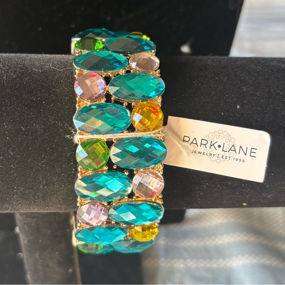Park Lane Multicolor Crystal Botanical Bracelet - Picture 3 of 4